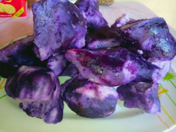 ZBoiled ube or what we call purple yam. 